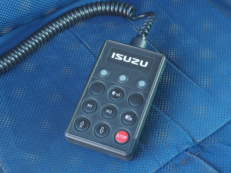 いすゞ ギガ 冷凍ウイング 大型 QKG-CYJ77A 年式 H24[写真23]