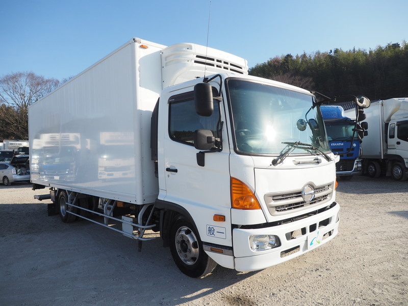 日野 レンジャー 冷凍バン 中型 SKG-FC9JKAG 年式 H23[写真04]