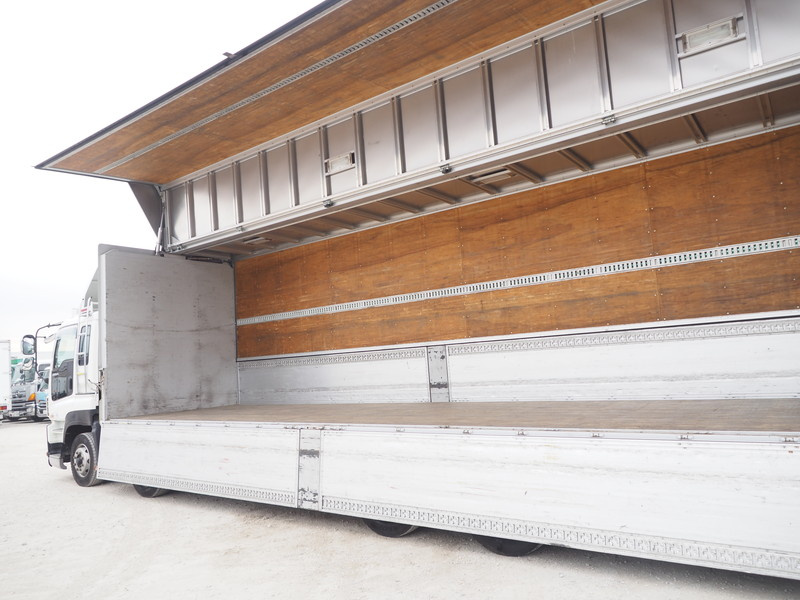 いすゞ ギガ ウイング車 大型 LKG-CYJ77A 年式 H24[写真21]