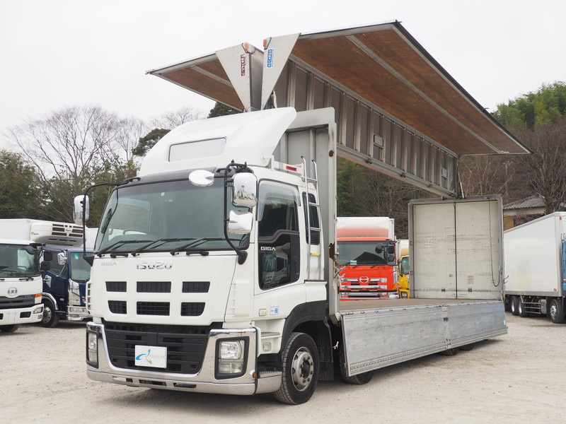 いすゞ ギガ ウイング車 大型 LKG-CYJ77A 年式 H24[写真08]