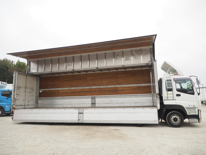 いすゞ ギガ ウイング車 大型 LKG-CYJ77A 年式 H24[写真13]