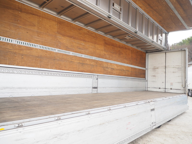 いすゞ ギガ ウイング車 大型 LKG-CYJ77A 年式 H24[写真22]