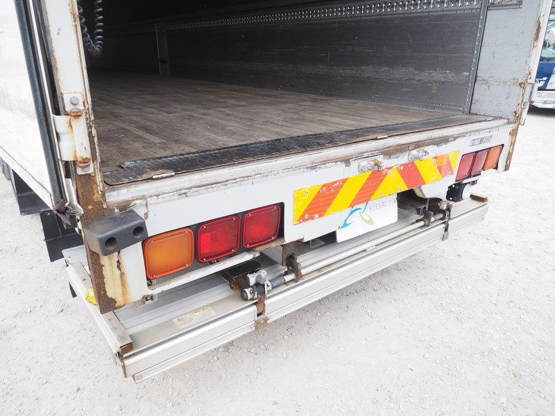 いすゞ ギガ ウイング車 大型 LKG-CYJ77A 年式 H24[写真31]