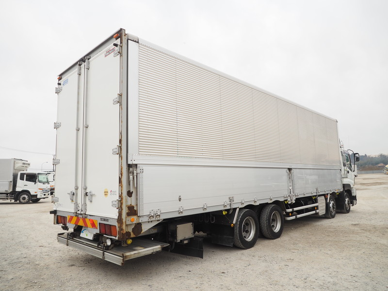 いすゞ ギガ ウイング車 大型 LKG-CYJ77A 年式 H24[写真05]