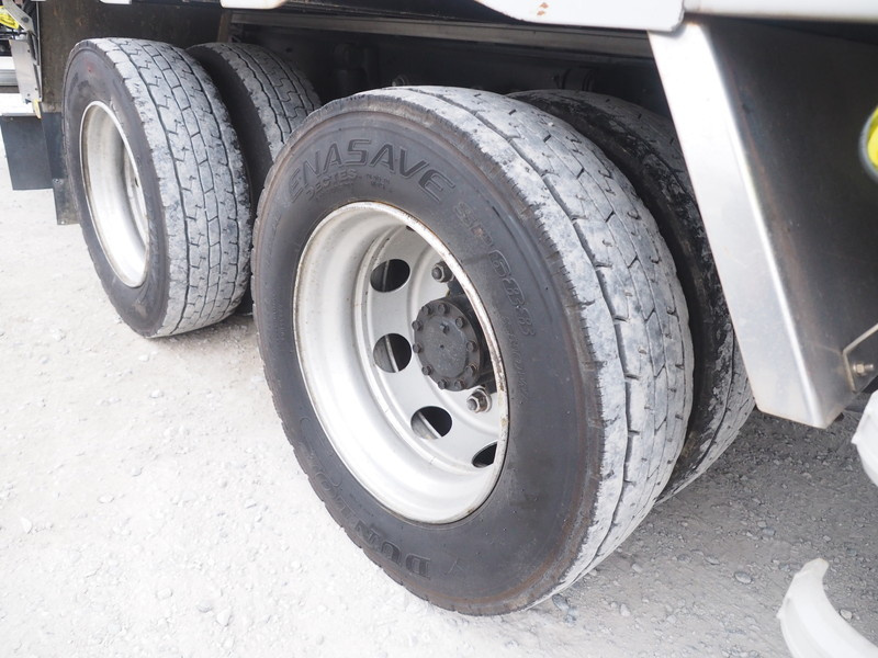 いすゞ ギガ ウイング車 大型 LKG-CYJ77A 年式 H24[写真56]