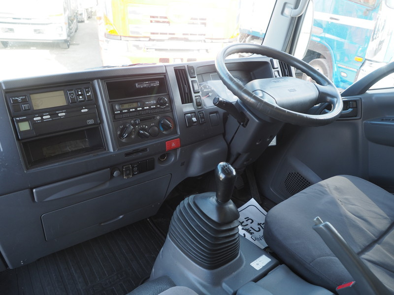 いすゞ エルフ 冷凍バン 小型 TKG-NPR85AN 年式 H25[写真27]