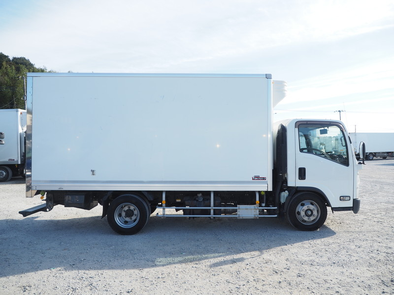 いすゞ エルフ 冷凍バン 小型 TKG-NPR85AN 年式 H25[写真09]