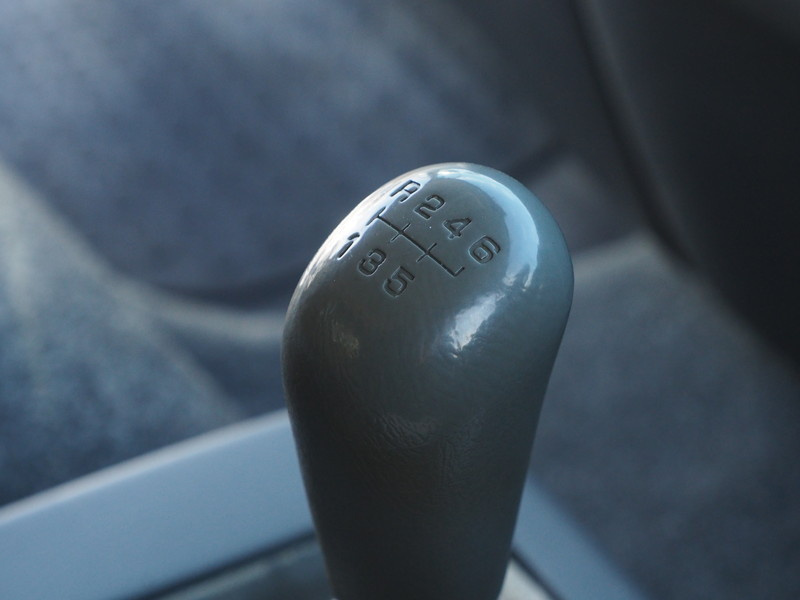 三菱ふそう ファイター ウイング車 中型 TKG-FK64F 年式 H27[写真20]