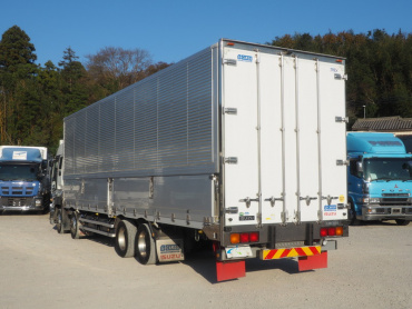 いすゞ ギガ ウイング車 大型 QKG-CYJ77A 年式 H27 [写真06]