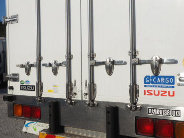 いすゞ ギガ ウイング車 大型 QKG-CYJ77A 年式 H27 [写真30]