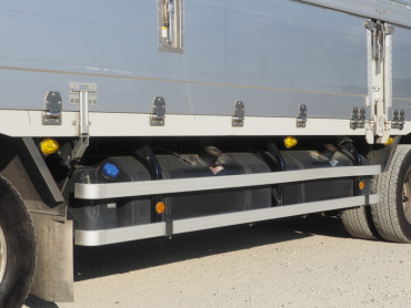 いすゞ ギガ ウイング車 大型 QKG-CYJ77A 年式 H27 [写真15]