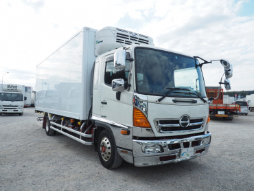 日野 レンジャー 冷凍バン 中型 TKG-FD7JLAG 年式 H27 [写真04]