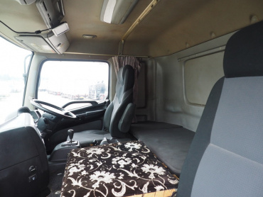 日野 グランドプロフィア ウイング車 大型 QKG-FW1AXBG 年式 H25 [写真30]