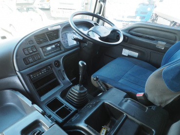 いすゞ ギガ ウイング車 大型 QKG-CYJ77A 年式 H27 [写真34]