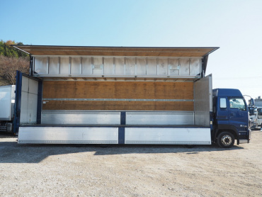 いすゞ ギガ ウイング車 大型 QKG-CYJ77A 年式 H27 [写真11]