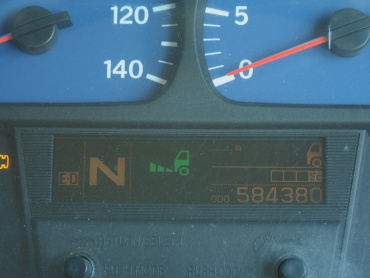 UDトラックス クオン ウイング車 大型 QKG-CG5ZA 年式 H27 [写真41]