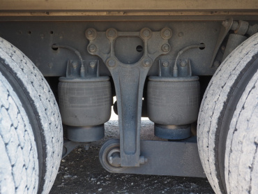 UDトラックス クオン ウイング車 大型 QKG-CG5ZA 年式 H27 [写真43]