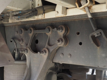 UDトラックス クオン ウイング車 大型 QKG-CG5ZA 年式 H27 [写真45]