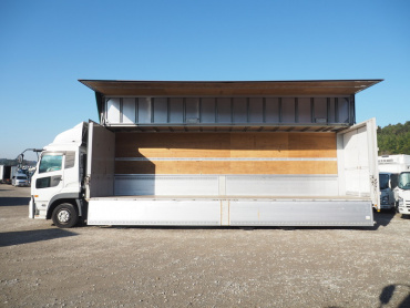 UDトラックス クオン ウイング車 大型 QKG-CG5ZA 年式 H27 [写真16]