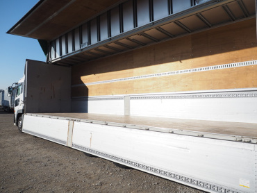 UDトラックス クオン ウイング車 大型 QKG-CG5ZA 年式 H27 [写真19]