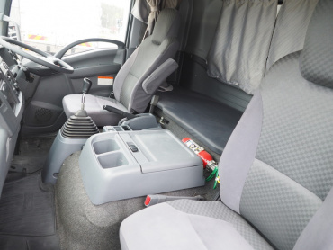 いすゞ フォワード ウイング車 中型 TKG-FRR90T2 年式 H27 [写真40]