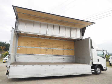 いすゞ フォワード ウイング車 中型 TKG-FRR90T2 年式 H27 [写真11]