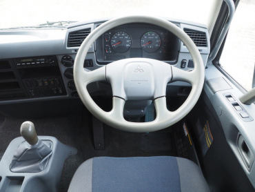 三菱ふそう ファイター ウイング車 中型 TKG-FK64F 年式 H25 [写真31]