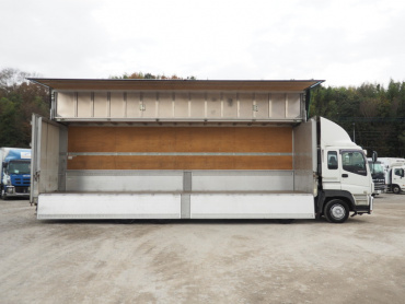 いすゞ ギガ ウイング車 大型 QKG-CYJ77A 年式 H26 [写真10]