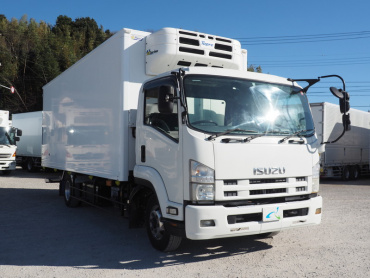 いすゞ フォワード 冷凍バン 中型 PKG-FRR90T2 年式 H21 [写真04]