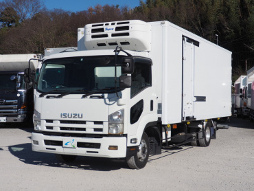 いすゞ フォワード 冷凍バン 中型 PKG-FRR90T2 年式 H21 [写真01]