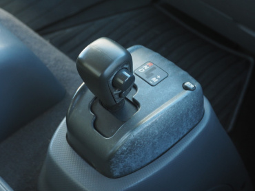 いすゞ フォワード 冷凍バン 中型 PKG-FRR90T2 年式 H21 [写真29]