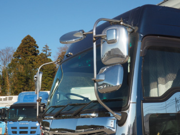 いすゞ ギガ ウイング車 大型 PDG-CYJ77W8 年式 H20[写真09]