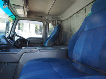 いすゞ ギガ 冷凍ウイング 大型 QKG-CYJ77A 年式 H24 [写真16]