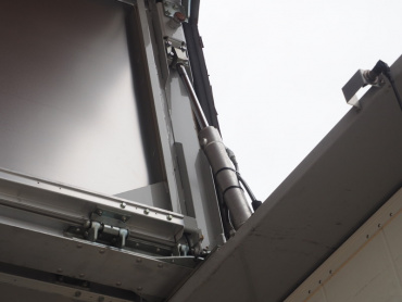 いすゞ ギガ ウイング車 大型 LKG-CYJ77A 年式 H24 [写真20]