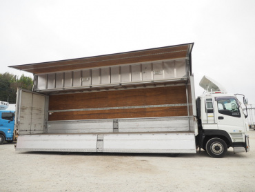 いすゞ ギガ ウイング車 大型 LKG-CYJ77A 年式 H24 [写真13]