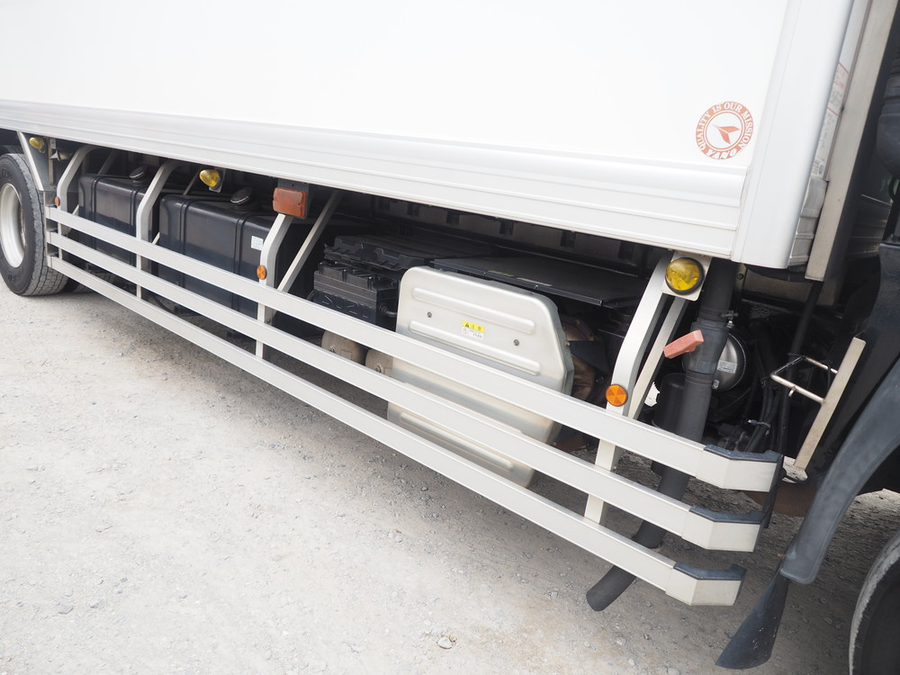 いすゞ ギガ 冷凍バン 大型 LKG-CYL77AA 年式 H22[写真13]