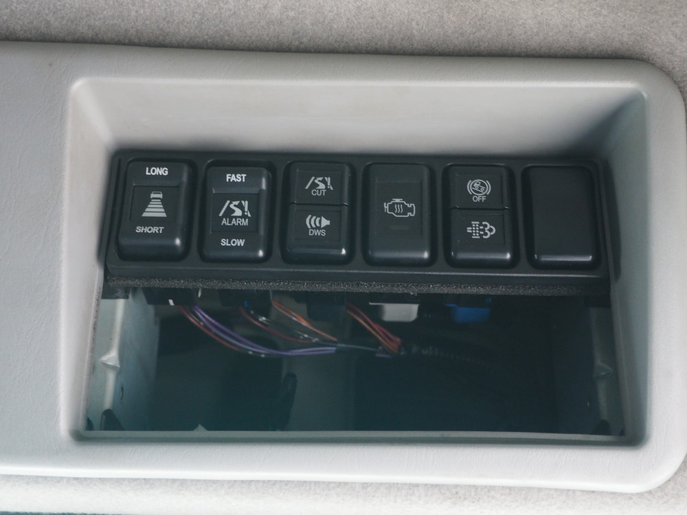 いすゞ ギガ 冷凍バン 大型 LKG-CYL77AA 年式 H22[写真40]