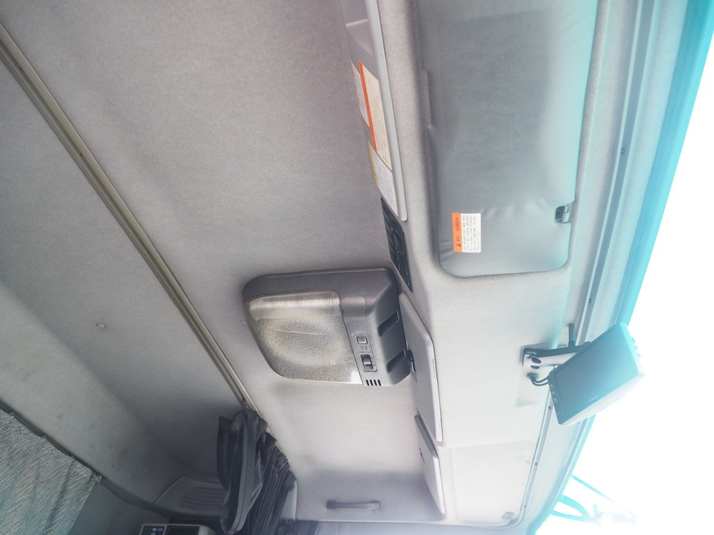 いすゞ ギガ 冷凍バン 大型 LKG-CYL77AA 年式 H22[写真43]