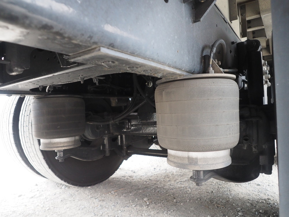 いすゞ ギガ 冷凍バン 大型 LKG-CYL77AA 年式 H22[写真47]