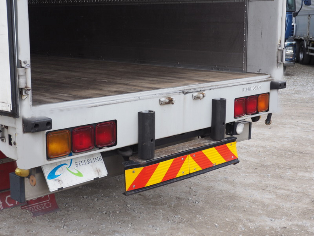 いすゞ ギガ ウイング車 大型 QKG-CYJ77A 年式 H26[写真28]