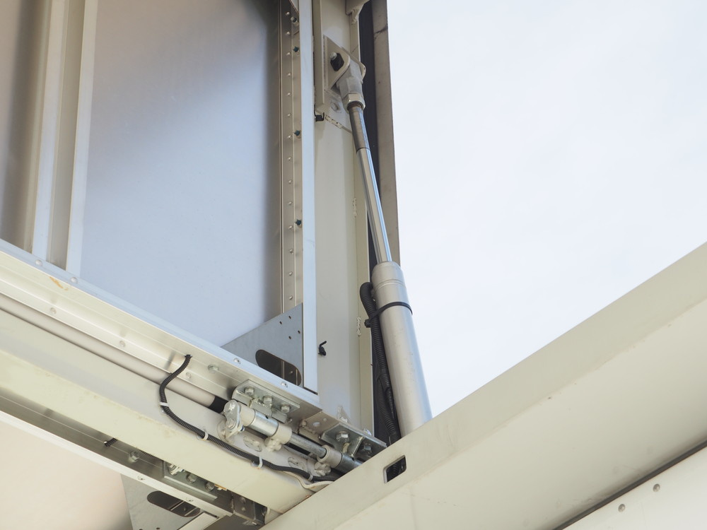 日野 レンジャー ウイング車 中増t QKG-FE7JPAG 年式 H26[写真25]