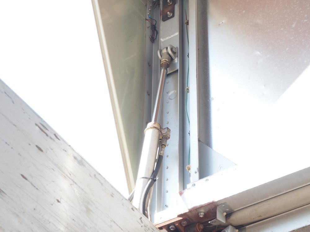 日野 レンジャープロ ウイング車 中型 BDG-FD8JLWA 年式 H19[写真18]