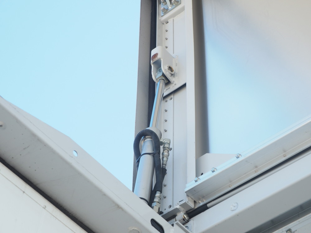 三菱ふそう ファイター ウイング車 中型 TKG-FK64F 年式 H25[写真13]