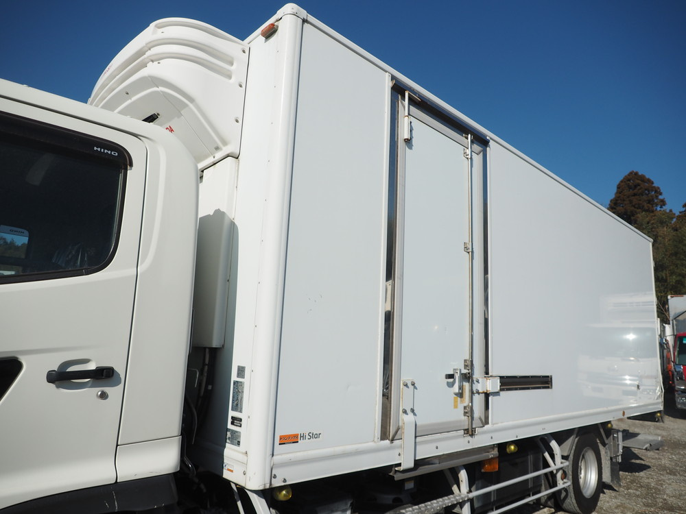 日野 レンジャー 冷凍バン 中型 TKG-FC9JKAG 年式 H25[写真13]