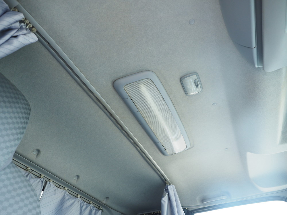 いすゞ フォワード ウイング車 中型 TKG-FRR90T2 年式 H28[写真42]