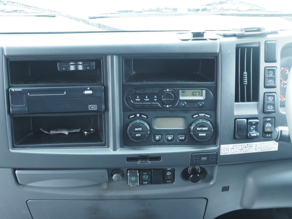 いすゞ フォワード ウイング車 中型 TKG-FRR90T2 年式 H28[写真38]