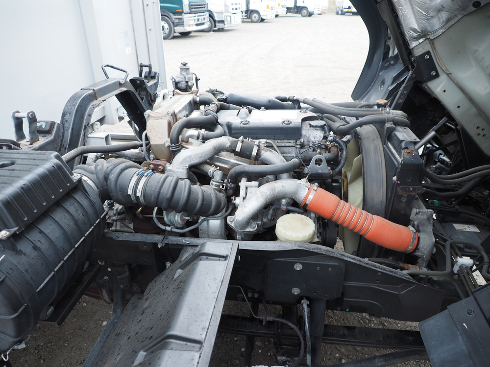 いすゞ フォワード ウイング車 中型 TKG-FRR90T2 年式 H28[写真52]