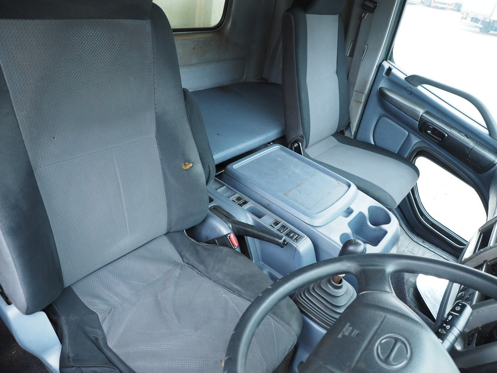 日野 レンジャー 冷凍バン 中型 BDG-FD8JKWA 年式 H20[写真26]