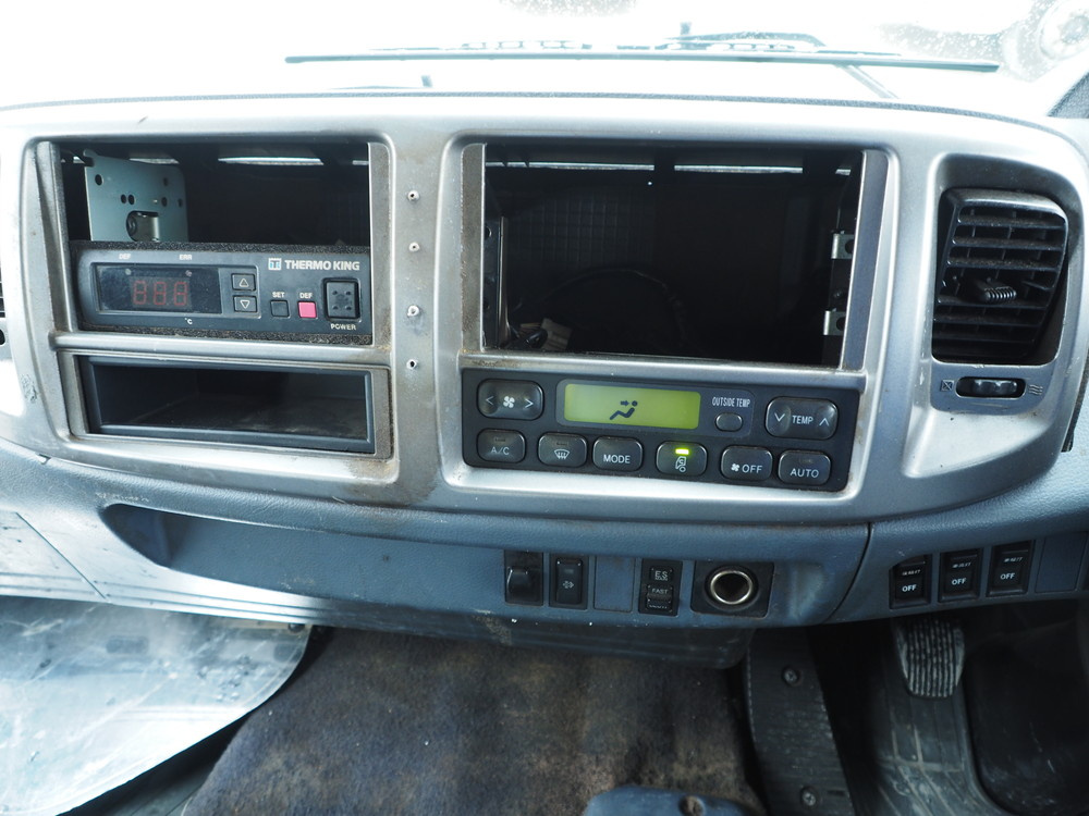 日野 レンジャー 冷凍バン 中型 BDG-FD8JKWA 年式 H20[写真30]