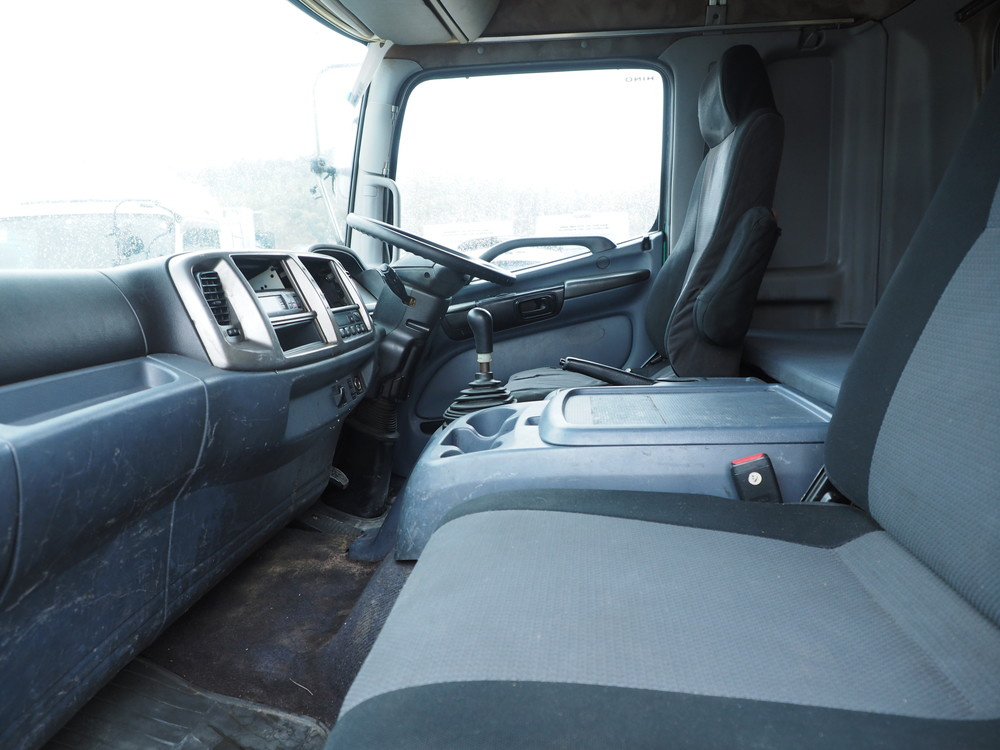 日野 レンジャー 冷凍バン 中型 BDG-FD8JKWA 年式 H20[写真31]